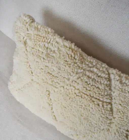 Beni Ouarain Fluffy cushion – Rectangle