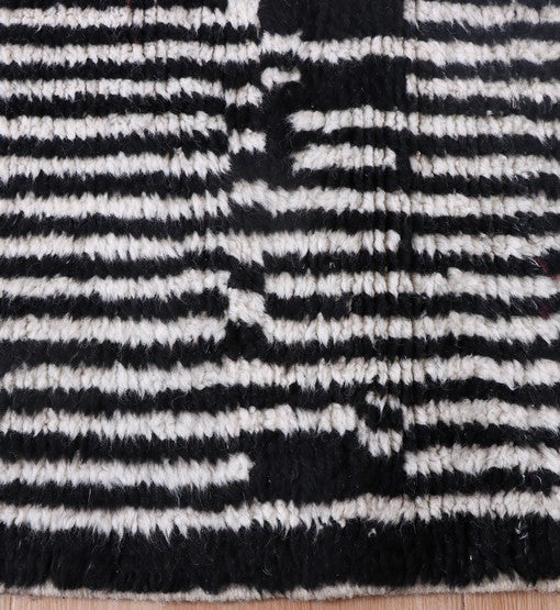 Beni Ouarain Moroccan Rug – 3x2m – R252